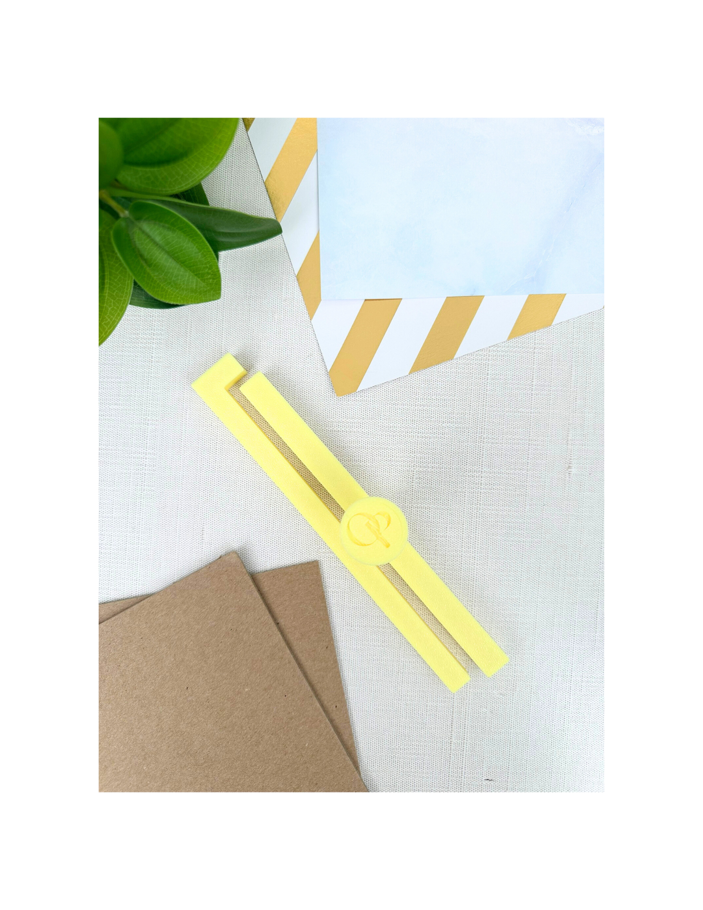 4x6.5 CutRight Guide (Ohh Paperie Exclusive)