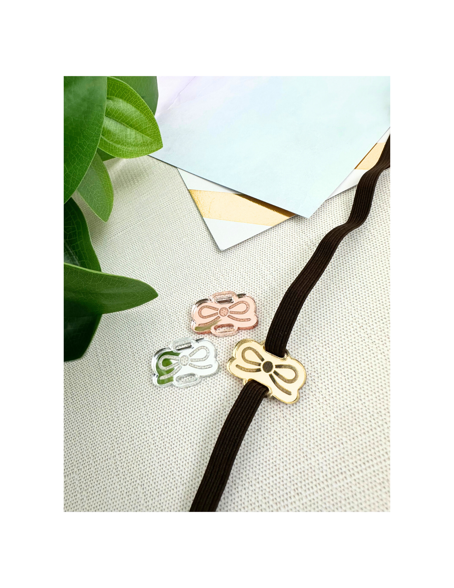 Mirror Bow Planner Charm