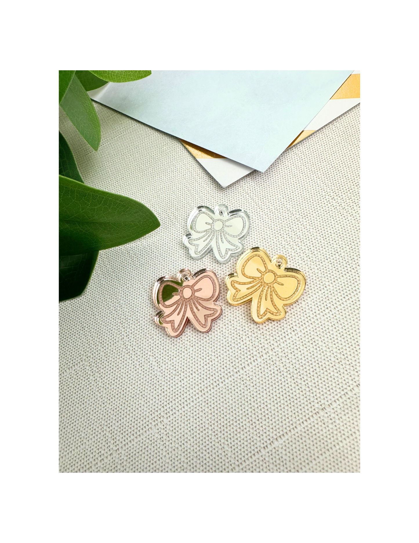 Mirror Bow Planner Charm
